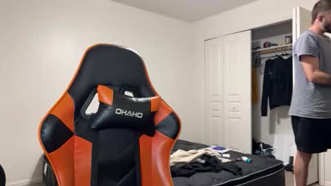 uncutcockassboi online show from March 14, 11:04 am