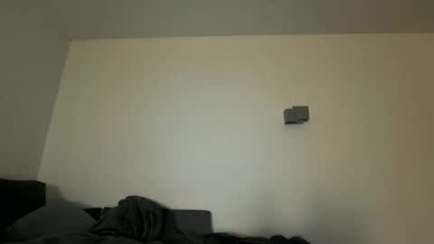 Tom online show from December 17, 1:00 am