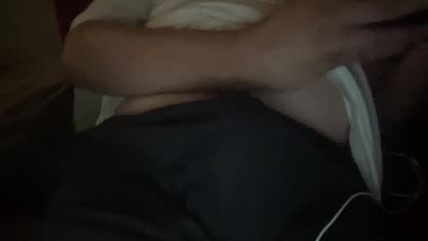 Snapshot of uncutmagic69 chatting on December 23, 2:17 pm Uncut Magic online show from December 23, 2:17 pm