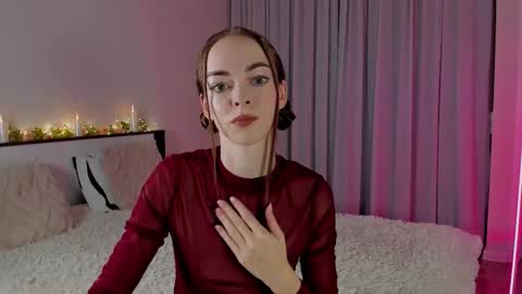 Under The Skin online show from February 1, 4:49 pm