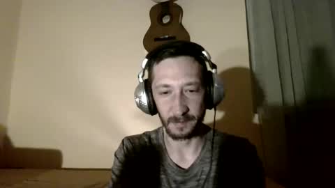 underguy19 online show from April 21, 9:06 pm