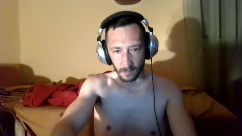underguy19 online show from May 14, 9:10 pm
