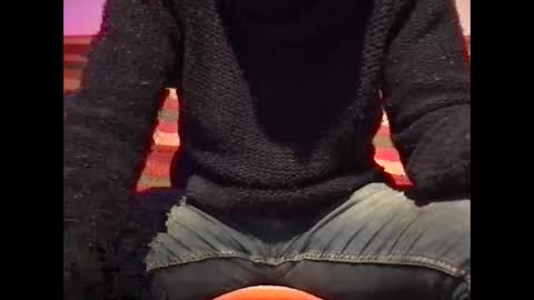 Snapshot of underscorex chatting on December 28, 1:18 am underscorex online show from December 28, 1:18 am