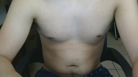 Snapshot of undressme_ chatting on July 17, 7:37 am UndressMe online show from July 17, 7:37 am