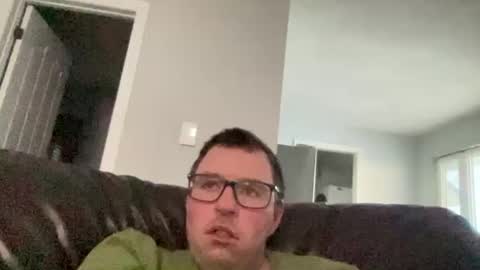 Snapshot of ungerisland chatting on March 5, 10:43 pm ungerisland online show from March 5, 10:43 pm