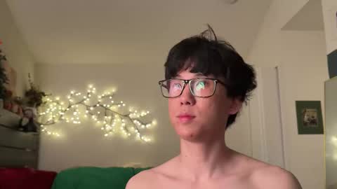 wang online show from March 8, 1:14 am