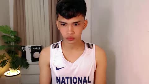 Snapshot of unique_taste69 chatting on December 1, 6:35 pm Miss Andrea online show from December 1, 6:35 pm