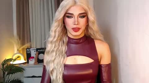 Miss Andrea online show from January 7, 5:37 pm