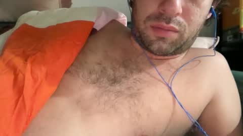 universalstudihoes online show from March 5, 11:39 am