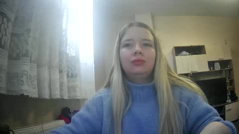 Snapshot of universeemily chatting on October 13, 7:08 am UniverseEmily online show from October 13, 7:08 am