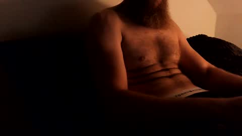 Snapshot of unknownbeard89 chatting on December 14, 3:36 pm unknownbeard89 online show from December 14, 3:36 pm