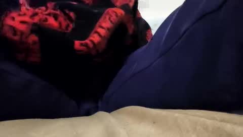 unknownuser414606 online show from November 30, 4:33 pm