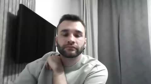 Snapshot of unnknow2024 chatting on February 24, 8:25 pm SlavaVibes online show from February 24, 8:25 pm