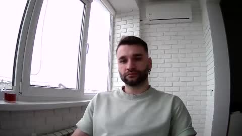 Snapshot of unnknow2024 chatting on April 1, 1:41 pm SlavaVibes online show from April 1, 1:41 pm