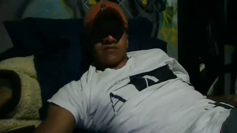 Snapshot of ur855224 chatting on September 16, 11:00 am EL CAMA online show from September 16, 11:00 am