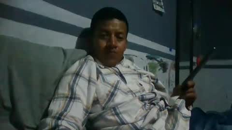 Snapshot of ur855224 chatting on February 1, 11:47 pm EL CAMA online show from February 1, 11:47 pm