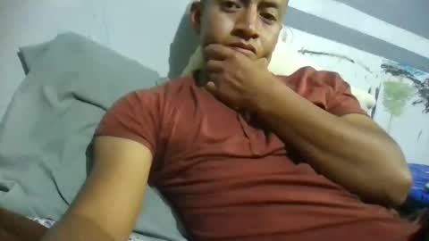 Snapshot of ur855224 chatting on February 3, 6:11 am EL CAMA online show from February 3, 6:11 am