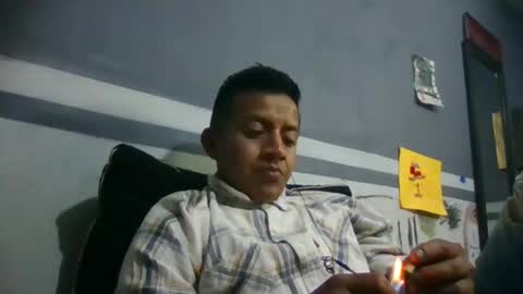 Snapshot of ur855224 chatting on February 17, 7:05 am EL CAMA online show from February 17, 7:05 am