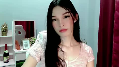ur_asianbabexxx online show from January 19, 10:41 am