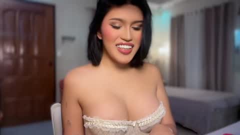 ur_bombshellpatty online show from July 6, 6:32 pm