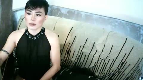 Snapshot of ur_dominatrix chatting on April 7, 1:44 pm MISS ANNA online show from April 7, 1:44 pm