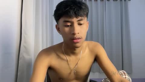 ur_fuckerbttm online show from November 12, 1:22 pm