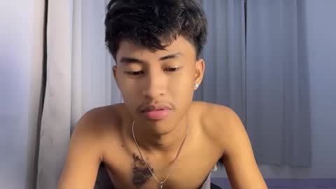 ur_fuckerbttm online show from December 1, 2:11 pm