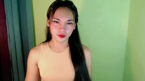 Snapshot of ur_innocent_girlx chatting on February 20, 3:30 pm QUEENSY online show from February 20, 3:30 pm