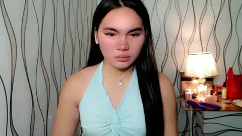 Snapshot of ur_innocent_girlx chatting on October 30, 9:15 pm QUEENSY online show from October 30, 9:15 pm