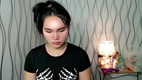 Snapshot of ur_innocent_girlx chatting on November 26, 9:27 pm QUEENSY online show from November 26, 9:27 pm