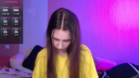 Snapshot of ur_kitty__ chatting on September 23, 1:36 pm Lera online show from September 23, 1:36 pm