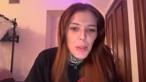 ur_little_kitten144 online show from May 15, 10:22 am