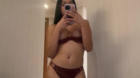 Veronica Lodge online show from April 20, 5:16 pm