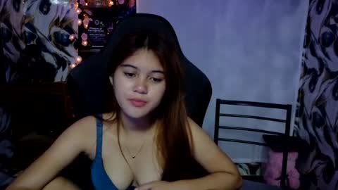 ur_prettyangel online show from July 3, 12:39 am