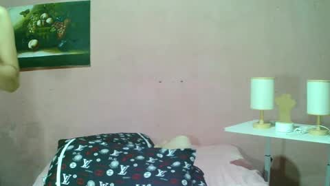 Snapshot of ur_sexybabe_ehra chatting on January 6, 4:47 am ur_sexybabe_ehra online show from January 6, 4:47 am