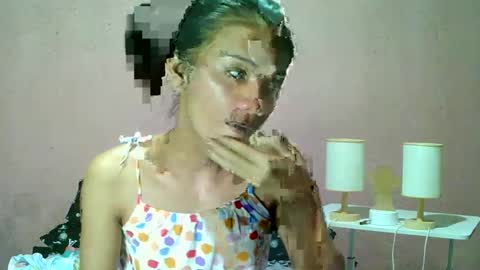 Snapshot of ur_sexybabe_ehra chatting on January 19, 2:15 am ur_sexybabe_ehra online show from January 19, 2:15 am
