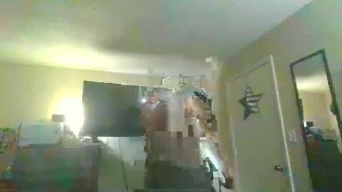 Snapshot of ur_zaddy4now chatting on December 19, 12:34 pm ur_zaddy4now online show from December 19, 12:34 pm