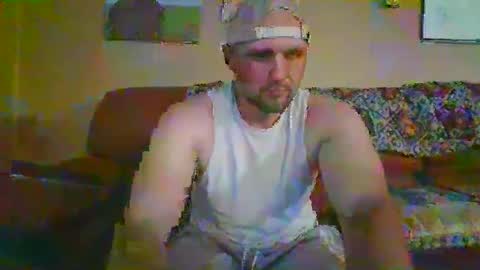 Snapshot of ur_zaddy4now chatting on January 15, 9:02 am ur_zaddy4now online show from January 15, 9:02 am