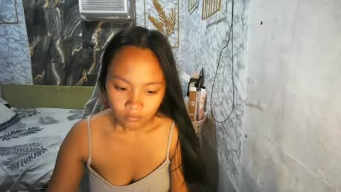 Snapshot of urasian_cherrymae chatting on June 14, 1:14 am im yyour princess cherry online show from June 14, 1:14 am