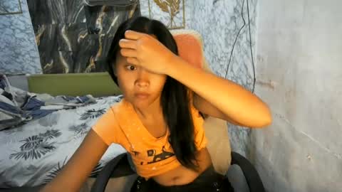 Snapshot of urasian_cherrymae chatting on June 18, 9:14 am im yyour princess cherry online show from June 18, 9:14 am