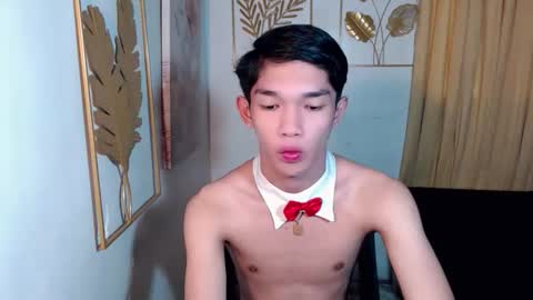 urasian_john20 online show from January 7, 1:19 am