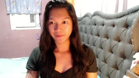 Snapshot of urasian_newra chatting on July 19, 11:30 pm NEWRA ALLISON online show from July 19, 11:30 pm