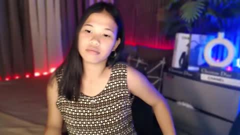 urasian_pinay_gurl online show from April 7, 11:43 am