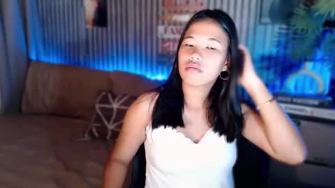 urasian_pinay_gurl online show from April 12, 1:38 pm