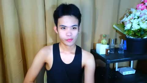 urasiancumboix2 online show from October 29, 11:50 pm