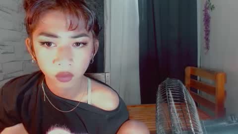 urasianyana online show from April 1, 2:23 am