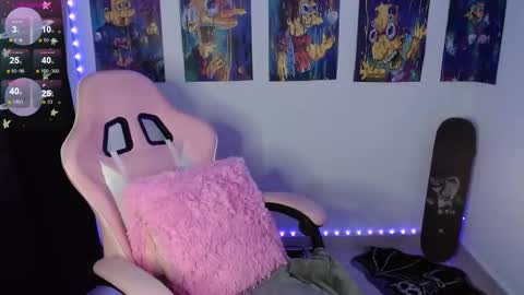 Danielle  online show from October 21, 6:25 am