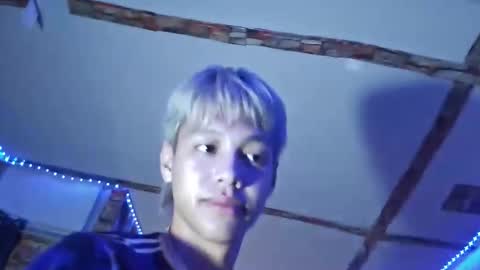 urbaby_anthony online show from May 12, 2:25 pm