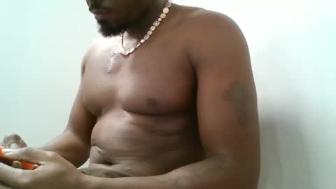 UrbanDicc online show from January 14, 6:49 pm