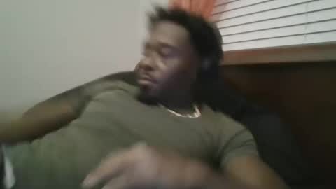 UrbanDicc online show from January 19, 2:04 am